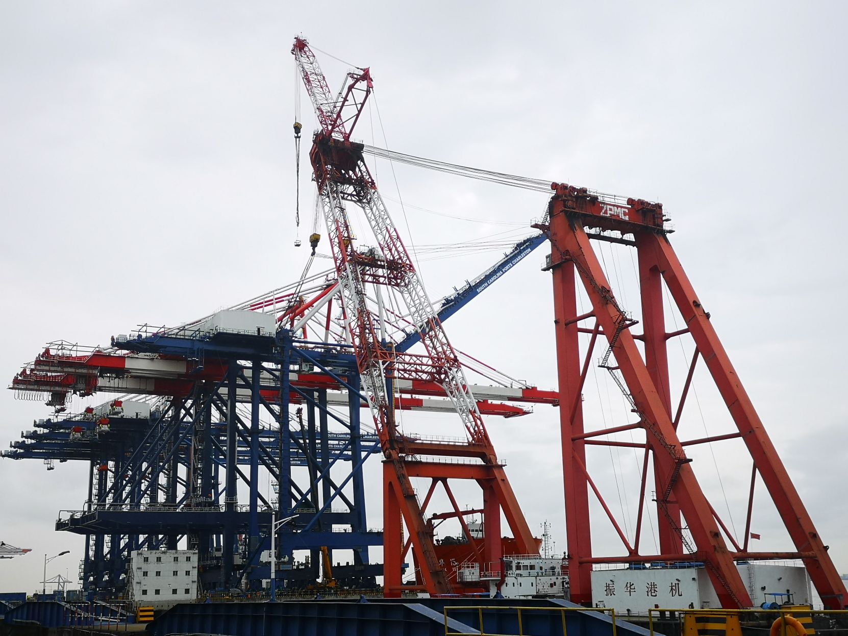 Shanghai cranes (copy)
